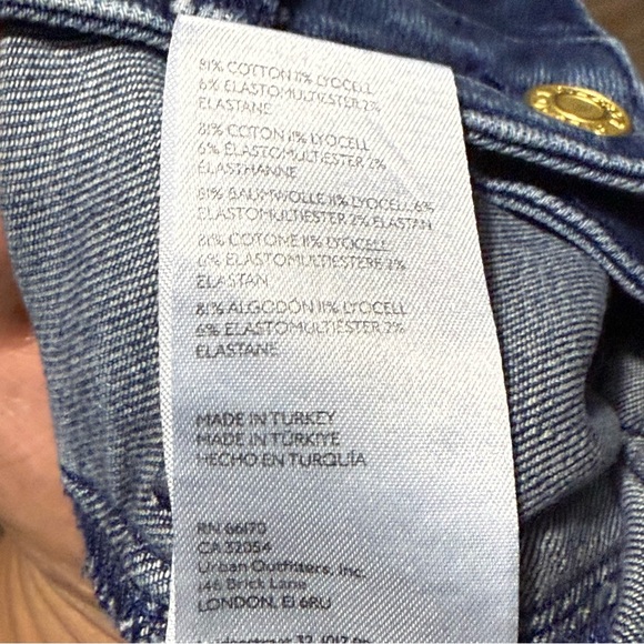 Pilcro The Icon Low Rise Flare Jeans Women's 25 Utility Pocket Stretch Denim - Picture 7 of 10